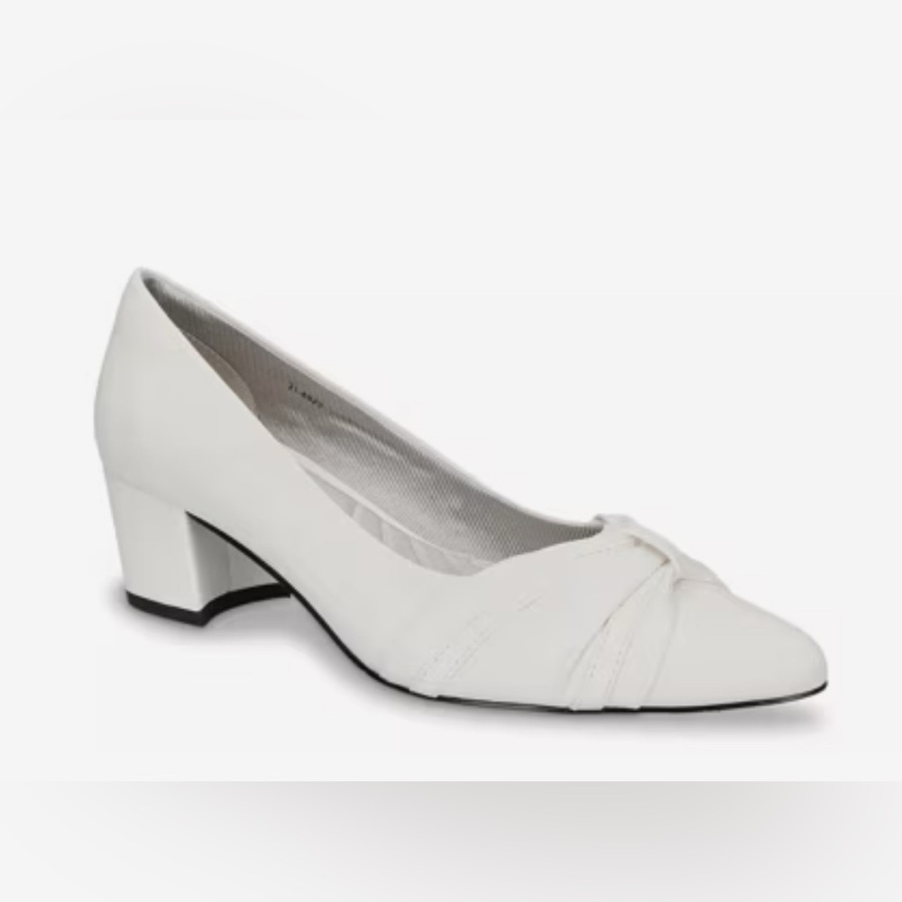 Easy Street White Women's Heels